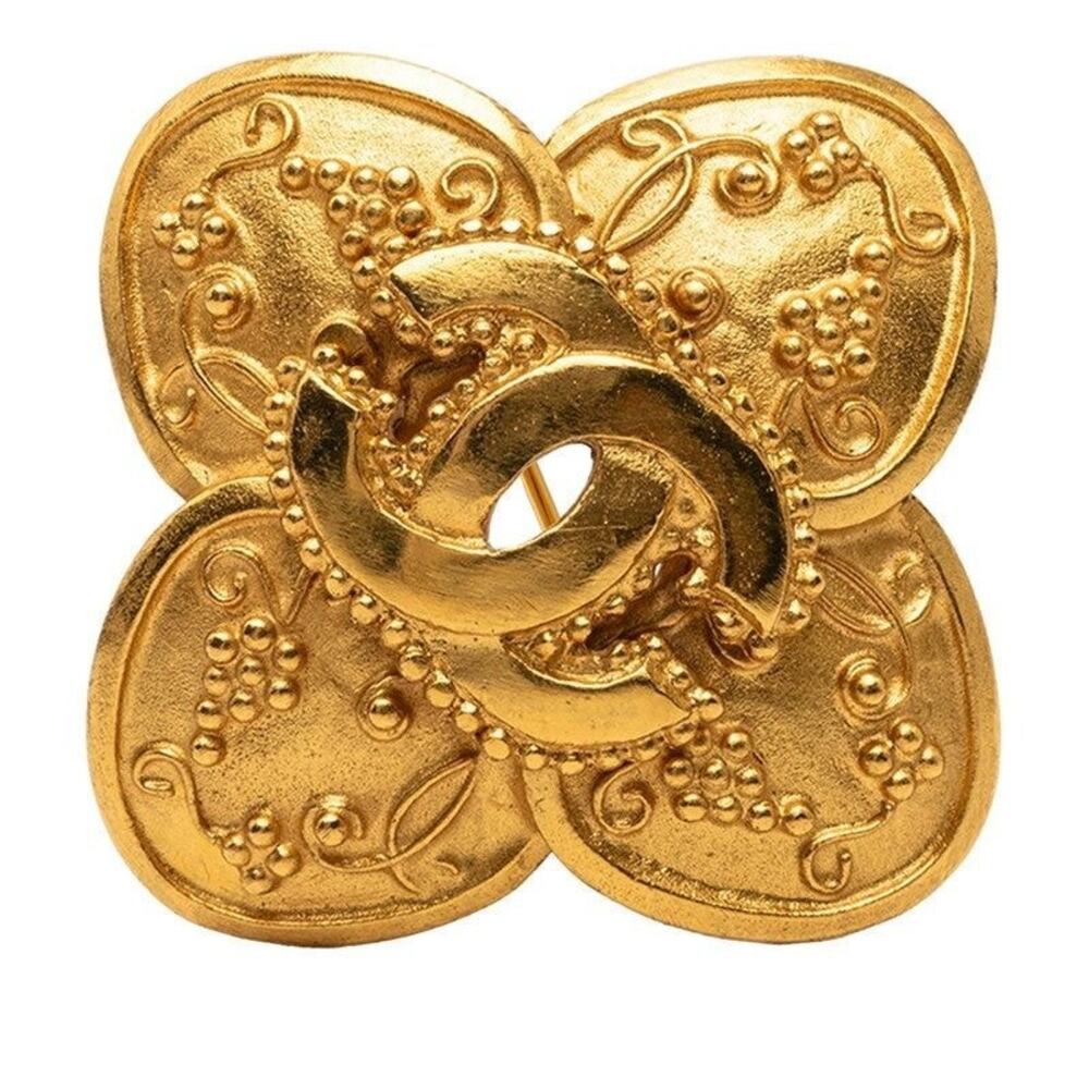 Chanel CC Logo Vintage Gold Plated Brooch